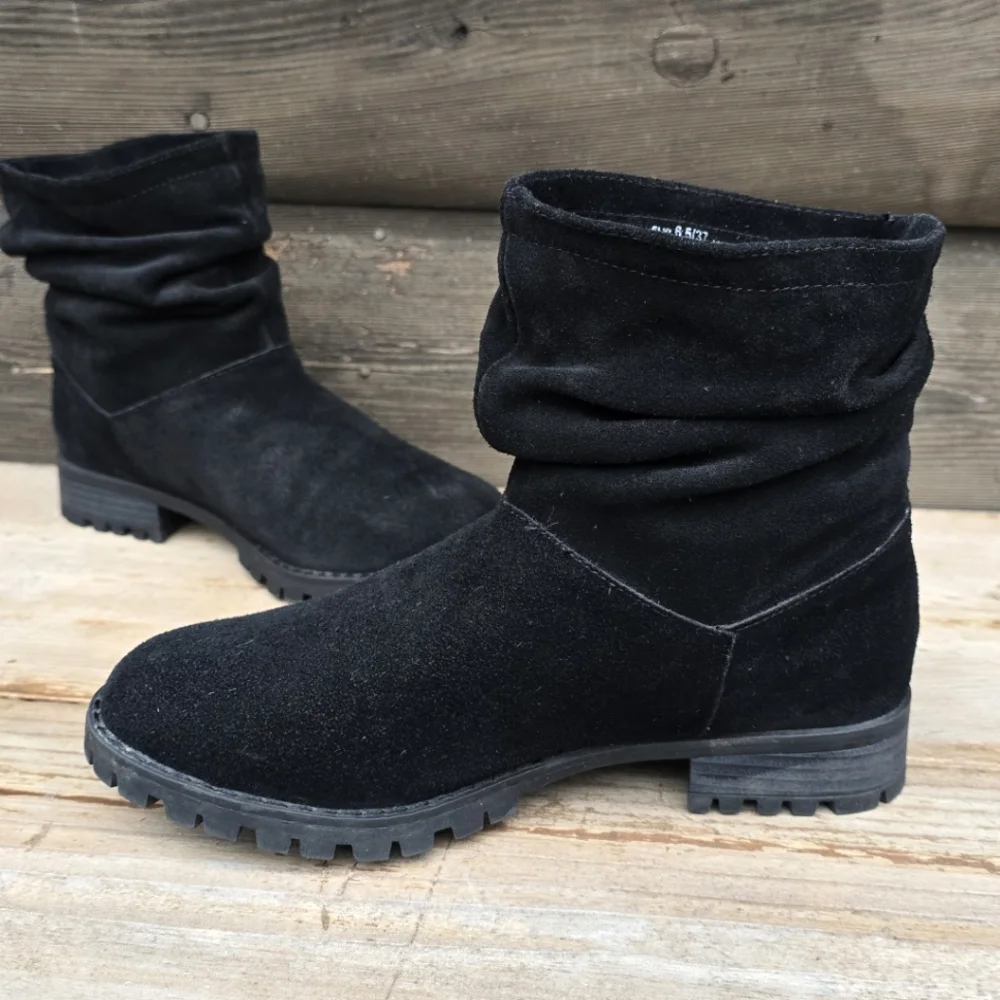 Chinese Laundry Flip Moto Minimalist Suede Slouch Lug Sole Bootie 6.5M